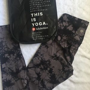 Lululemon leggings only been worn twice!